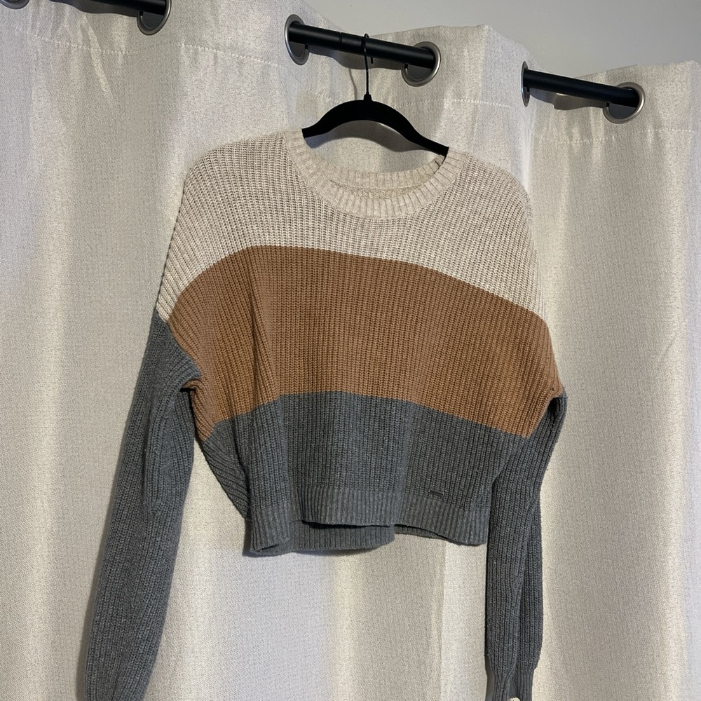 Hollister Cream Knit Sweater